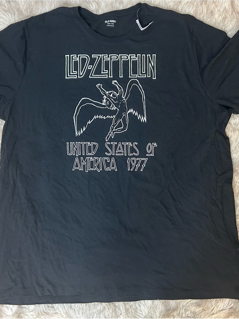Old Navy Black Led Zeppelin 1977 Graphic Tee